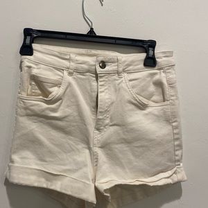 H&M White Jean Shorts Size US 6 EUR 36